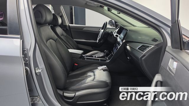 Hyundai Sonata (LF) LPI Premium Special 2016 — фото 11
