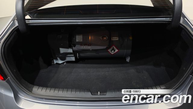 Hyundai Sonata (LF) LPI Premium Special 2016 — фото 20