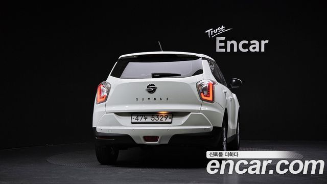 KG Mobility (SsangYong) Tivoli VX 2WD 2015 — фото 4