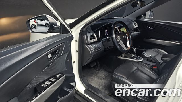 KG Mobility (SsangYong) Tivoli VX 2WD 2015 — фото 10