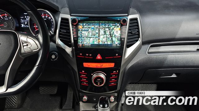 KG Mobility (SsangYong) Tivoli VX 2WD 2015 — фото 14