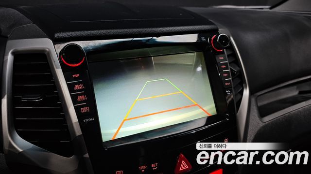KG Mobility (SsangYong) Tivoli VX 2WD 2015 — фото 15