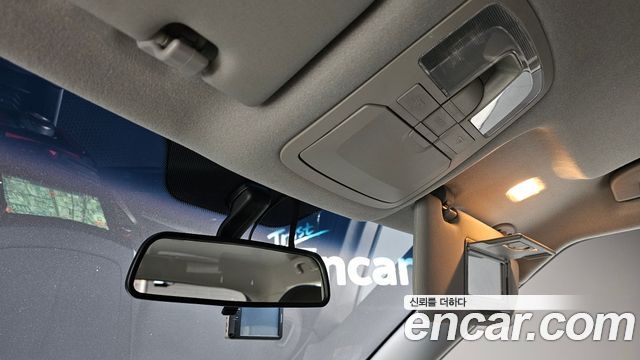 KG Mobility (SsangYong) Tivoli VX 2WD 2015 — фото 19