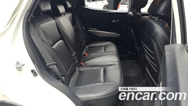 KG Mobility (SsangYong) Tivoli VX 2WD 2015 — фото 27