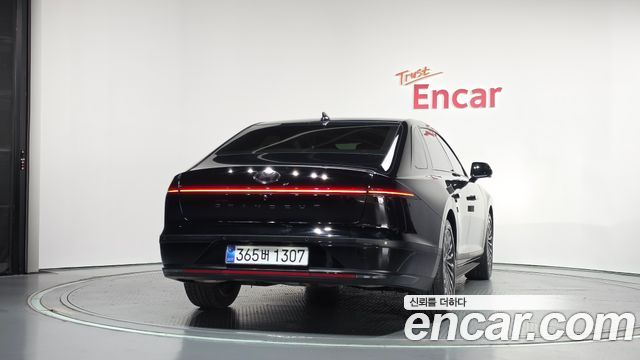 Hyundai Grandeur (GN7) 2,5 Gasoline 2WD Honors 2026 — фото 4