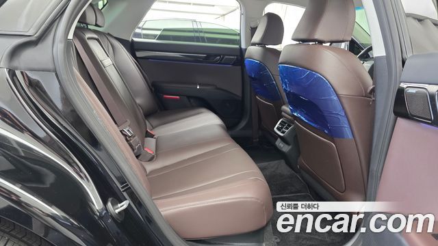 Hyundai Grandeur (GN7) 2,5 Gasoline 2WD Honors 2026 — фото 11