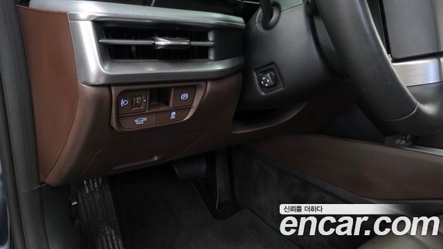 Hyundai Grandeur (GN7) 2,5 Gasoline 2WD Honors 2026 — фото 28