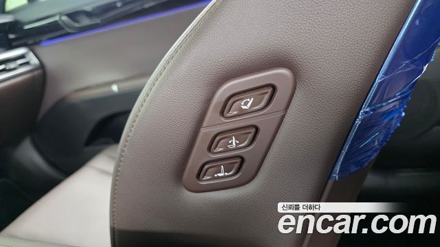 Hyundai Grandeur (GN7) 2,5 Gasoline 2WD Honors 2026 — фото 33