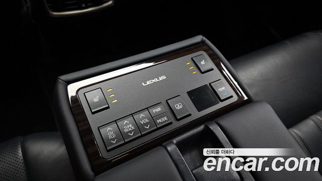 Lexus ES300h Supreme+ XV60 2018 — фото 18