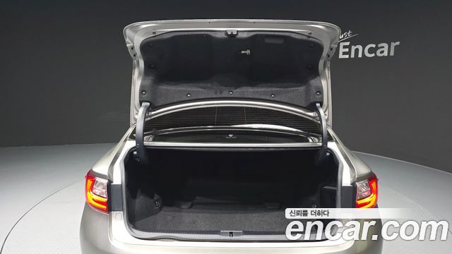 Lexus ES300h Supreme+ XV60 2018 — фото 20