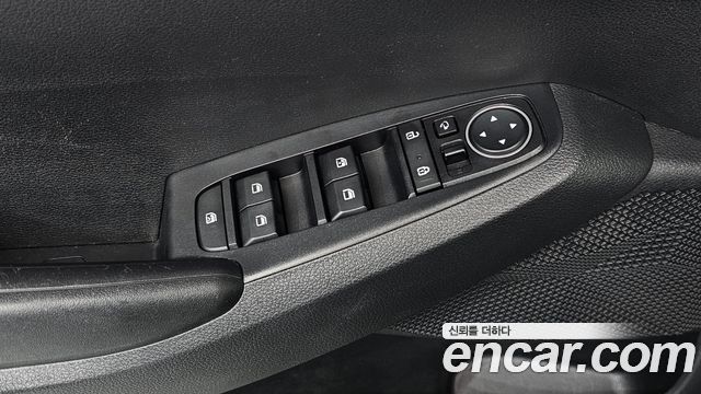 Kia Seltos Diesel 1.6 2WD Prestige 2020 — фото 12