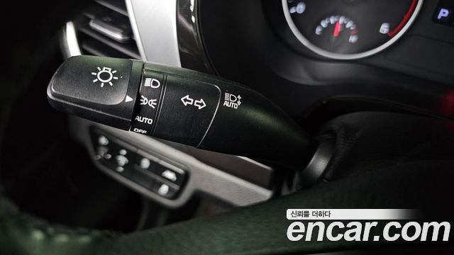 Kia Seltos Diesel 1.6 2WD Prestige 2020 — фото 14