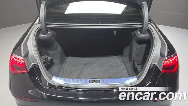 Mercedes-Benz S-Class (W223) S350 d 2022 — фото 21