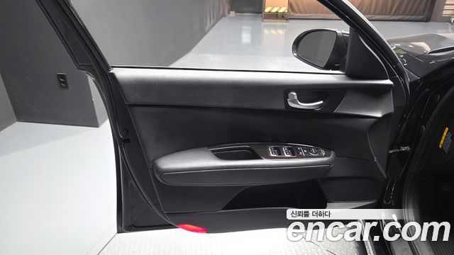 Kia K5 (II) 1.7 Diesel MX Prestige 2016 — фото 30