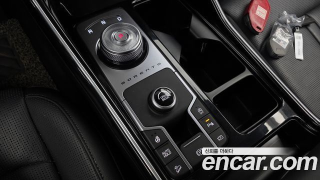 Kia Sorento (IV) Gasoline 2.5T 2WD Noblesse 2024 — фото 9