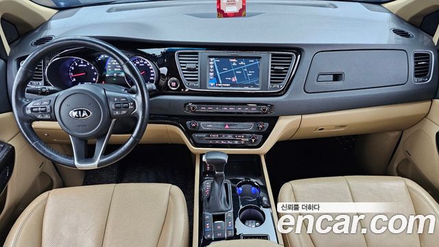 Kia Carnival Gasoline 9-Seater Hi-Limousine Noblesse Special 2020 — фото 7