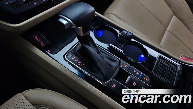 Kia Carnival Gasoline 9-Seater Hi-Limousine Noblesse Special 2020 — фото 9