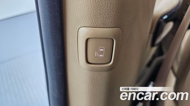 Kia Carnival Gasoline 9-Seater Hi-Limousine Noblesse Special 2020 — фото 19