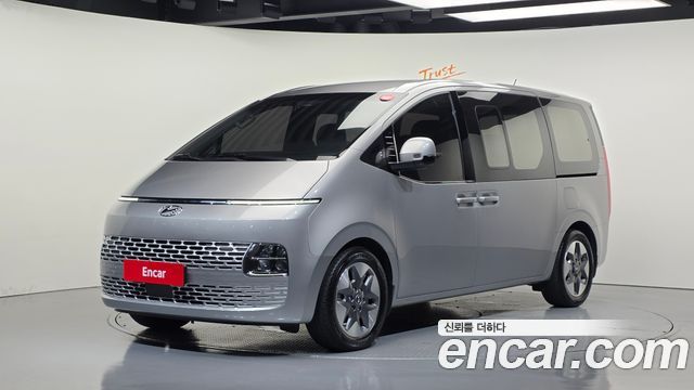 Hyundai Staria L3.5 Tourer 11-Seater Modern