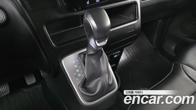 Hyundai Staria L3.5 Tourer 11-Seater Modern 2022 — фото 9