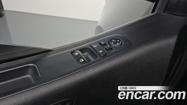 Hyundai Staria L3.5 Tourer 11-Seater Modern 2022 — фото 19