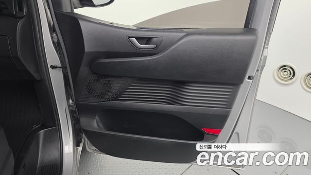 Hyundai Staria L3.5 Tourer 11-Seater Modern 2022 — фото 25
