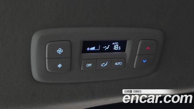 Hyundai Staria L3.5 Tourer 11-Seater Modern 2022 — фото 30