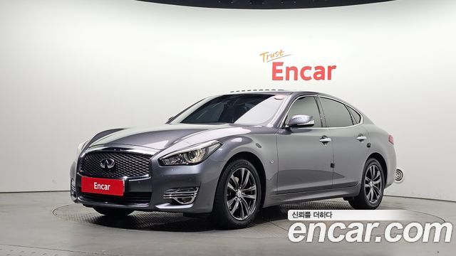 Infiniti Q70 3.7 Premium