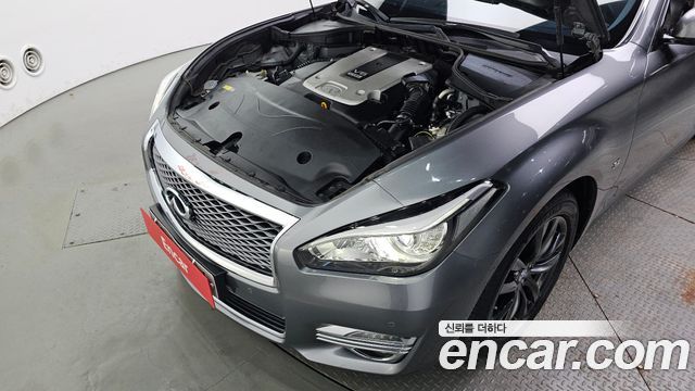 Infiniti Q70 3.7 Premium 2015 — фото 6