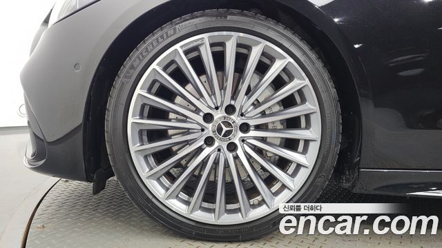 Mercedes-Benz C-Class (W206) C300 4MATIC AMG Line 2023 — фото 5