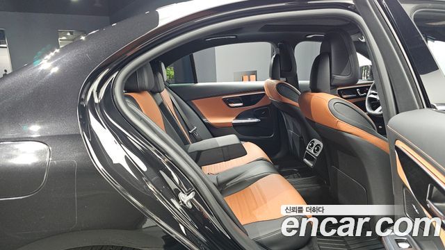 Mercedes-Benz C-Class (W206) C300 4MATIC AMG Line 2023 — фото 11