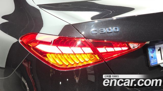 Mercedes-Benz C-Class (W206) C300 4MATIC AMG Line 2023 — фото 23