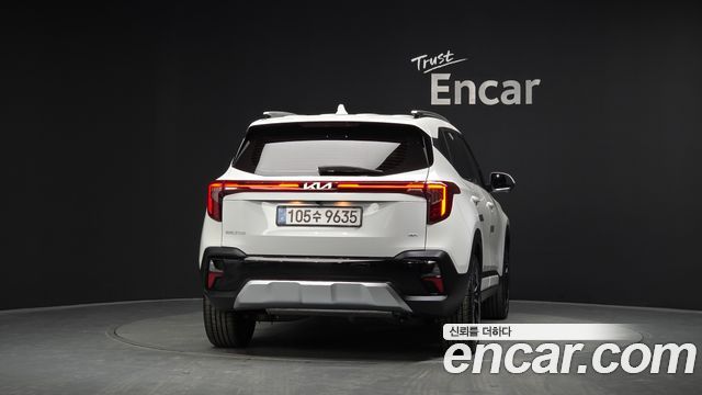 Kia Seltos Gasoline 1.6 Turbo 4WD Signature 2025 — фото 4