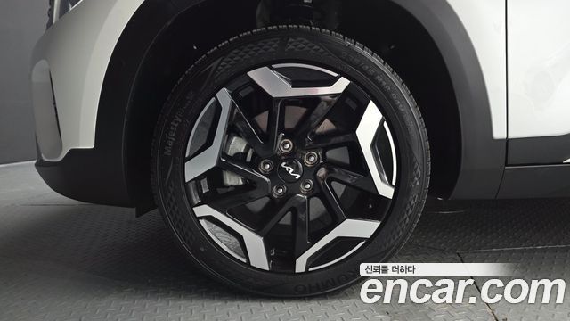 Kia Seltos Gasoline 1.6 Turbo 4WD Signature 2025 — фото 5
