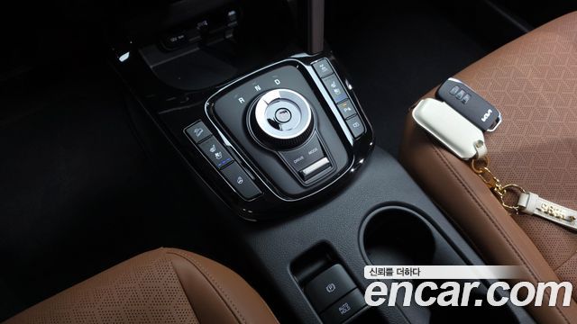 Kia Seltos Gasoline 1.6 Turbo 4WD Signature 2025 — фото 9