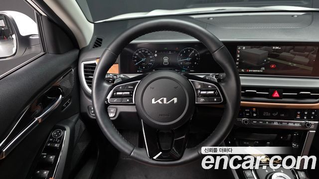 Kia Seltos Gasoline 1.6 Turbo 4WD Signature 2025 — фото 13