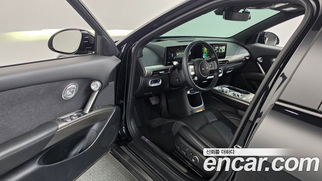 Genesis GV60 Standard 2023 — фото 10