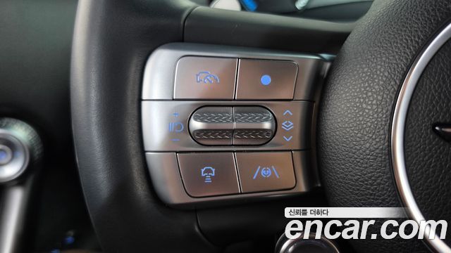 Genesis GV60 Standard 2023 — фото 20
