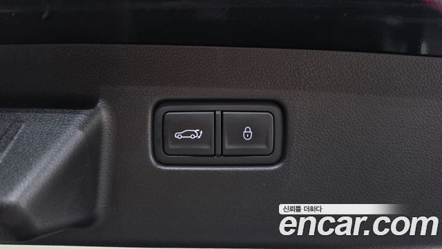 Genesis GV60 Standard 2023 — фото 22