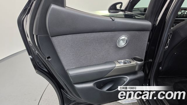 Genesis GV60 Standard 2023 — фото 31