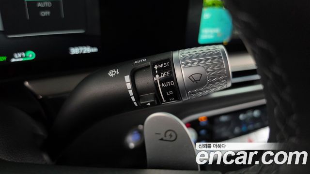 Genesis GV60 Standard 2023 — фото 36