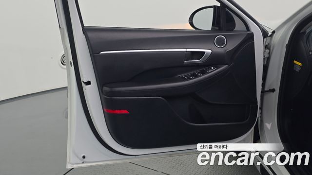Hyundai Sonata (DN8) 2.0 LPG(rental car) Smart 2020 — фото 24