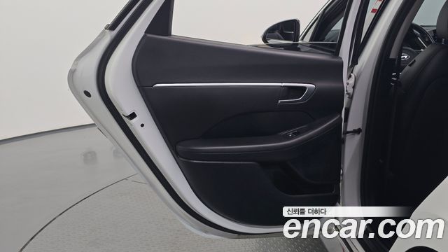 Hyundai Sonata (DN8) 2.0 LPG(rental car) Smart 2020 — фото 25