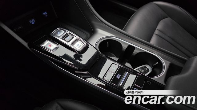 Hyundai Sonata (DN8) 2.0 LPG(rental car) Style 2023 — фото 9