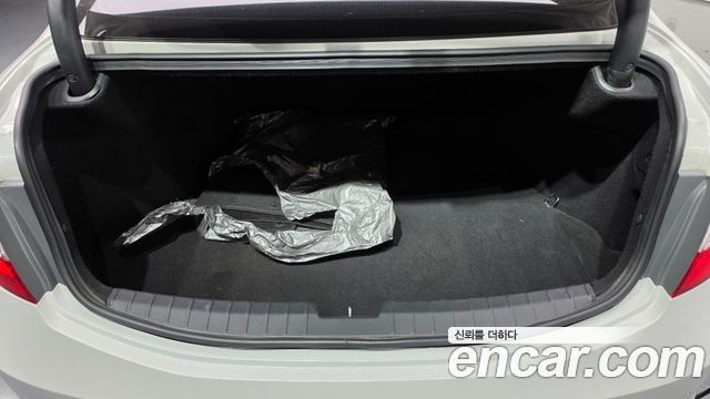 Hyundai Grandeur (HG) HG240 Modern 2015 — фото 31