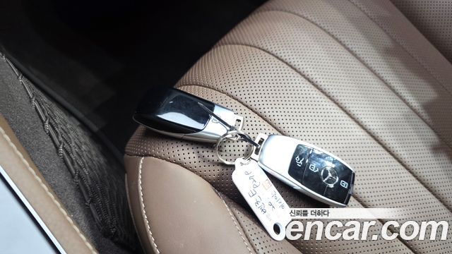 Mercedes-Benz E-Class (W213) E300e Exclusive 2019 — фото 20