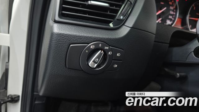 BMW X1 (E84) xDrive 20d 2014 — фото 16