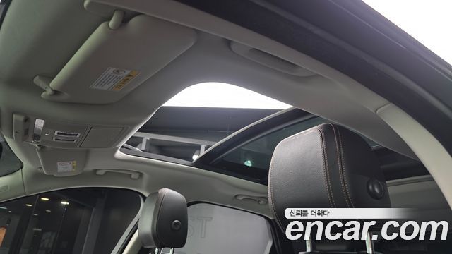 Jaguar F-PACE 20d Prestige 2018 — фото 16