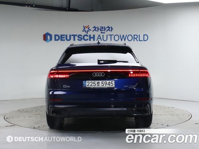 Audi Q8 (4M) 55 TFSI Quattro Premium 2021 — фото 4