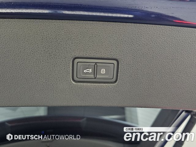 Audi Q8 (4M) 55 TFSI Quattro Premium 2021 — фото 24
